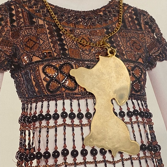 Vintage Gold Snoopy Necklace - Picture 4 of 4